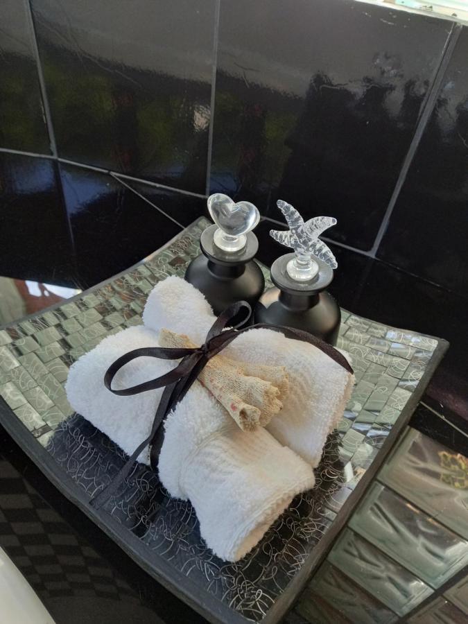 Luxury Suites Vila Indonesia Garopaba Exterior photo