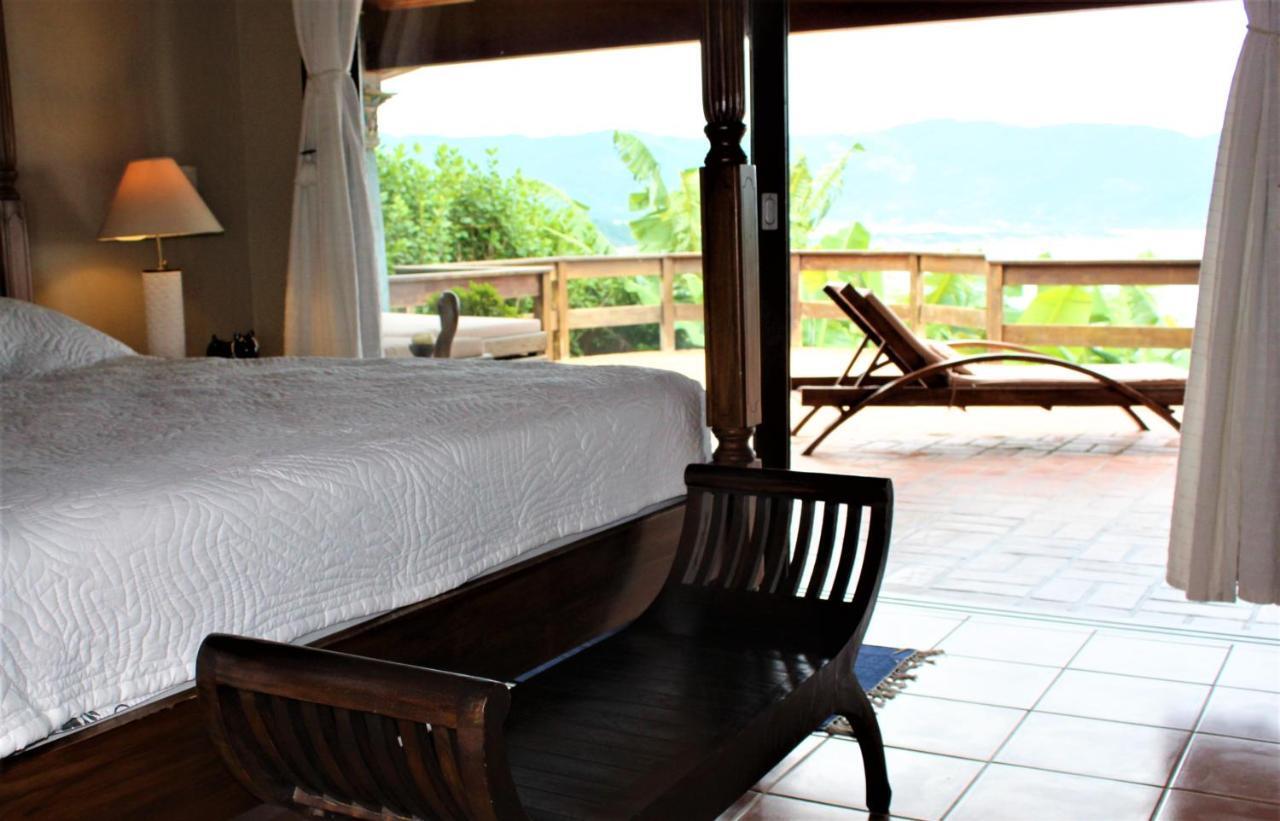 Luxury Suites Vila Indonesia Garopaba Exterior photo